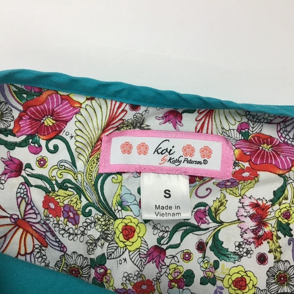 KOI By Kathy Peterson Scrub Top Size S Medical z6 - Picture 5 of 6